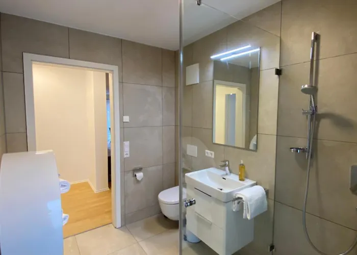 Happyhome Schwaebisch Hall-hessental 公寓 *